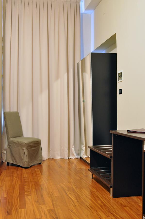 Hotel Twenty Nine Генуя Экстерьер фото