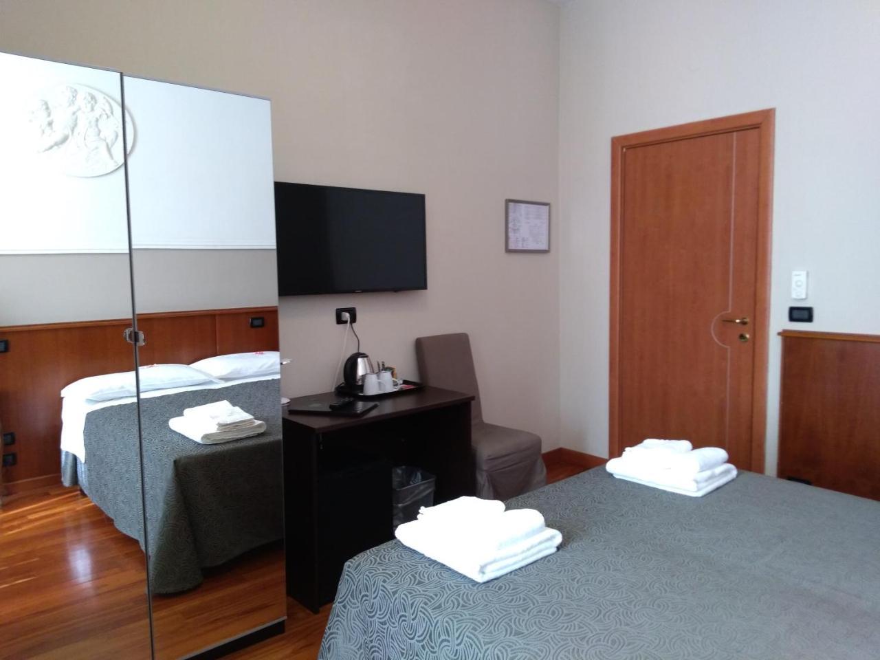 Hotel Twenty Nine Генуя Экстерьер фото